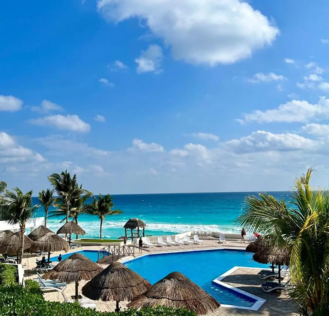 Cancun Beach By Brisas 0*,